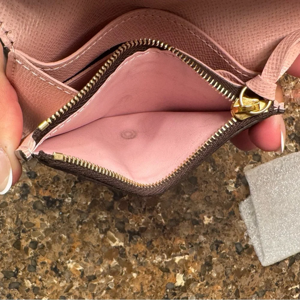 Louis Vuitton Rosalie Coin Wallet SOLD - Picture 5 of 7